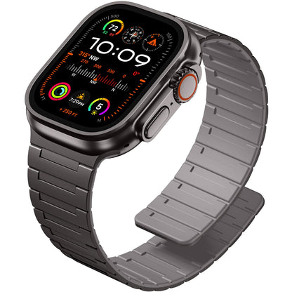 SNBLK Magnetic Silicone Band – Apple Watch Compatible Strap
